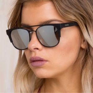 Quay Australia High & Dry Black Mirror Sunglasses. Unworn.